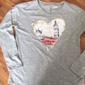 BUNDLE ME 10-12 💕 Justice Gray London LS Tee